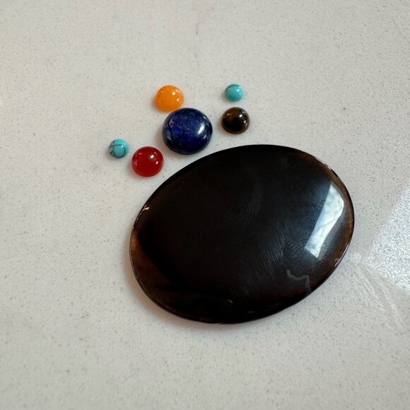 Cabochon and Gemstone Lot with Emerald, Jade, Green Onyx, Agate, and more - Picture 5 of 14